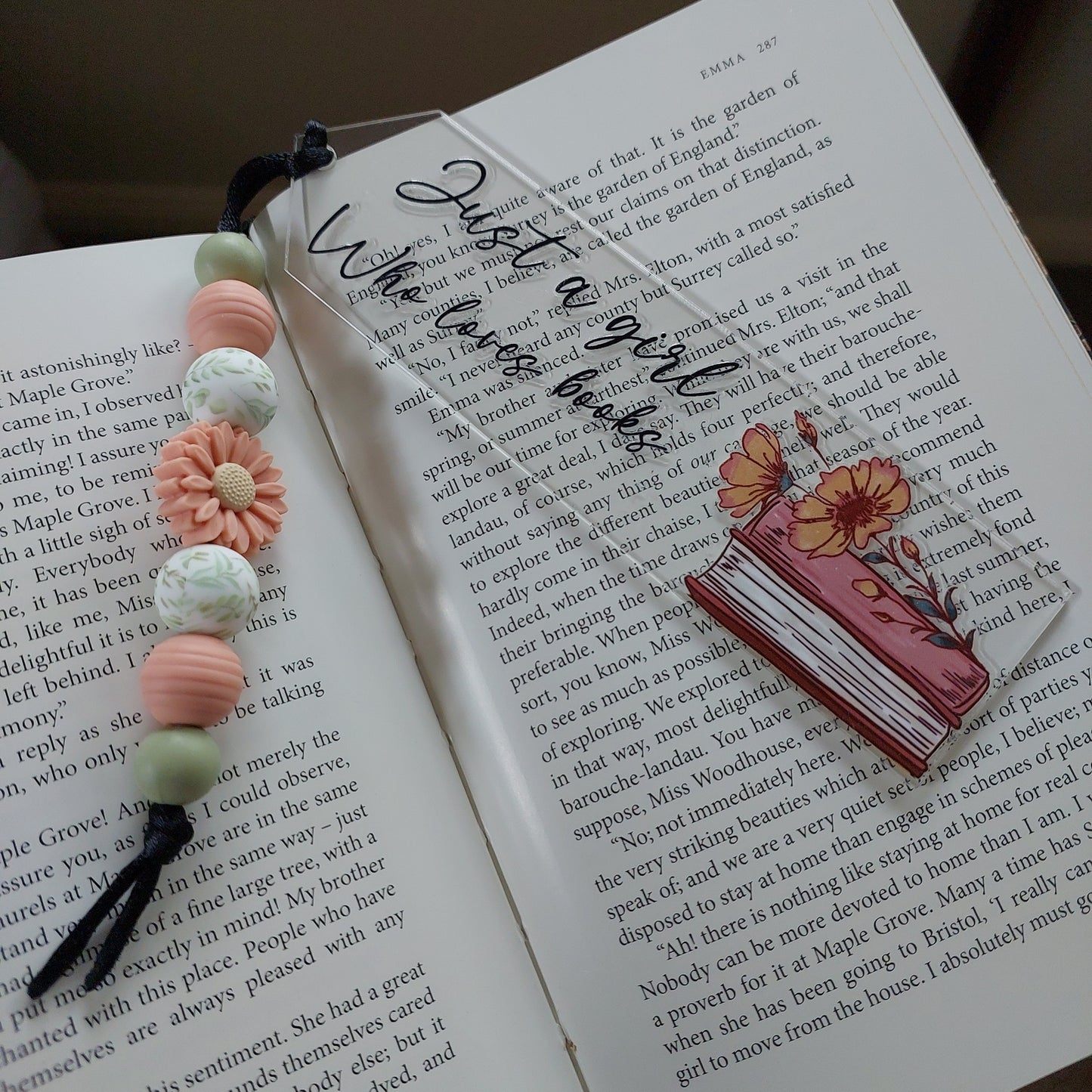 Just a girl who loves books, Book Mark