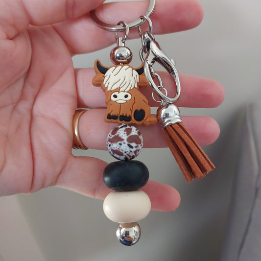 Highland cow keychain