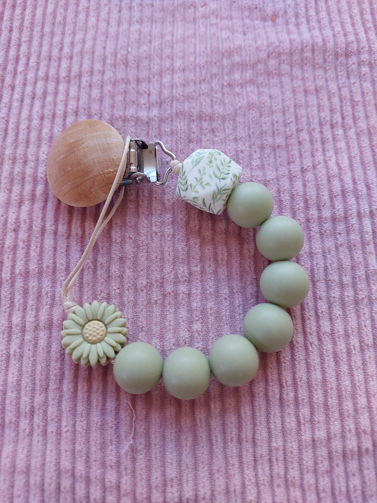 Sage green flower Dummy chain